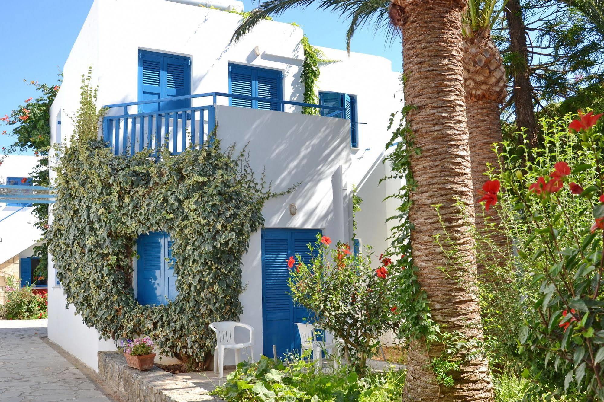 Galeana Beach Hotel Платанес Екстериор снимка